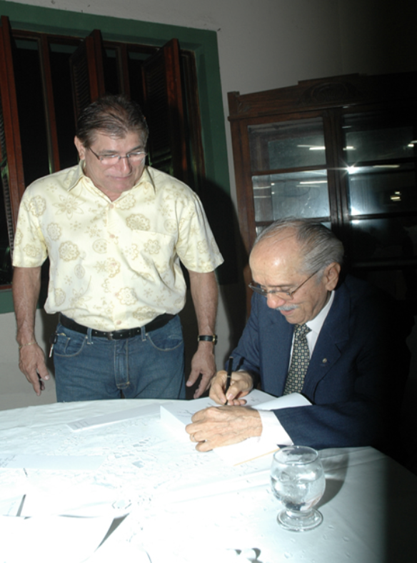 Solenidade de lançamento do livro — foto 1
